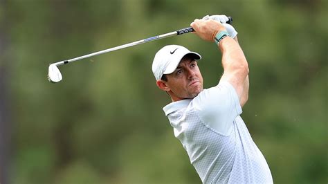 What Golf Ball Does Rory McIlroy Use: A Dive into the World of Professional Golf Equipment